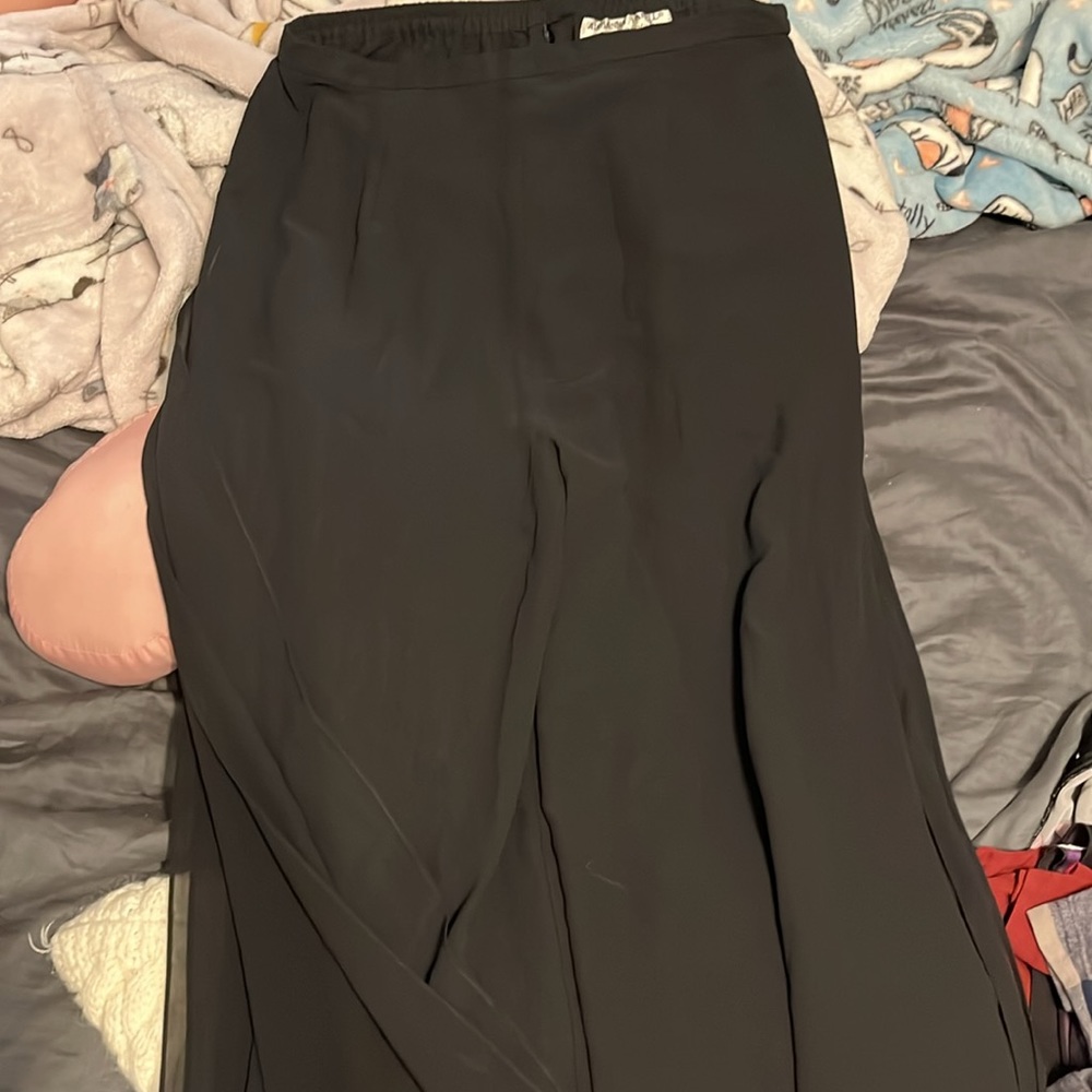 Adrianna Papell Size 8 Flowy Black Pants